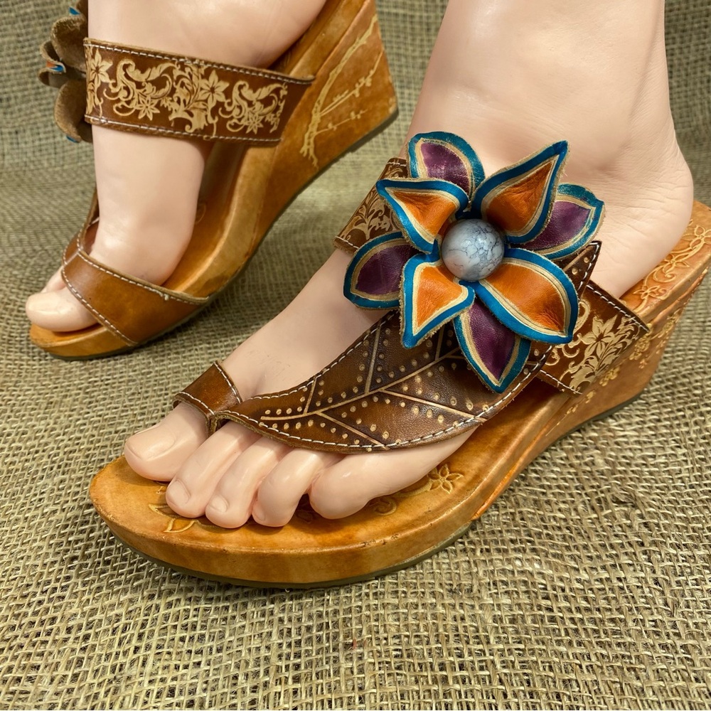 Elite by Corkys Floral Leather Wedge Sandals Brown Multicolor Boho Size 9